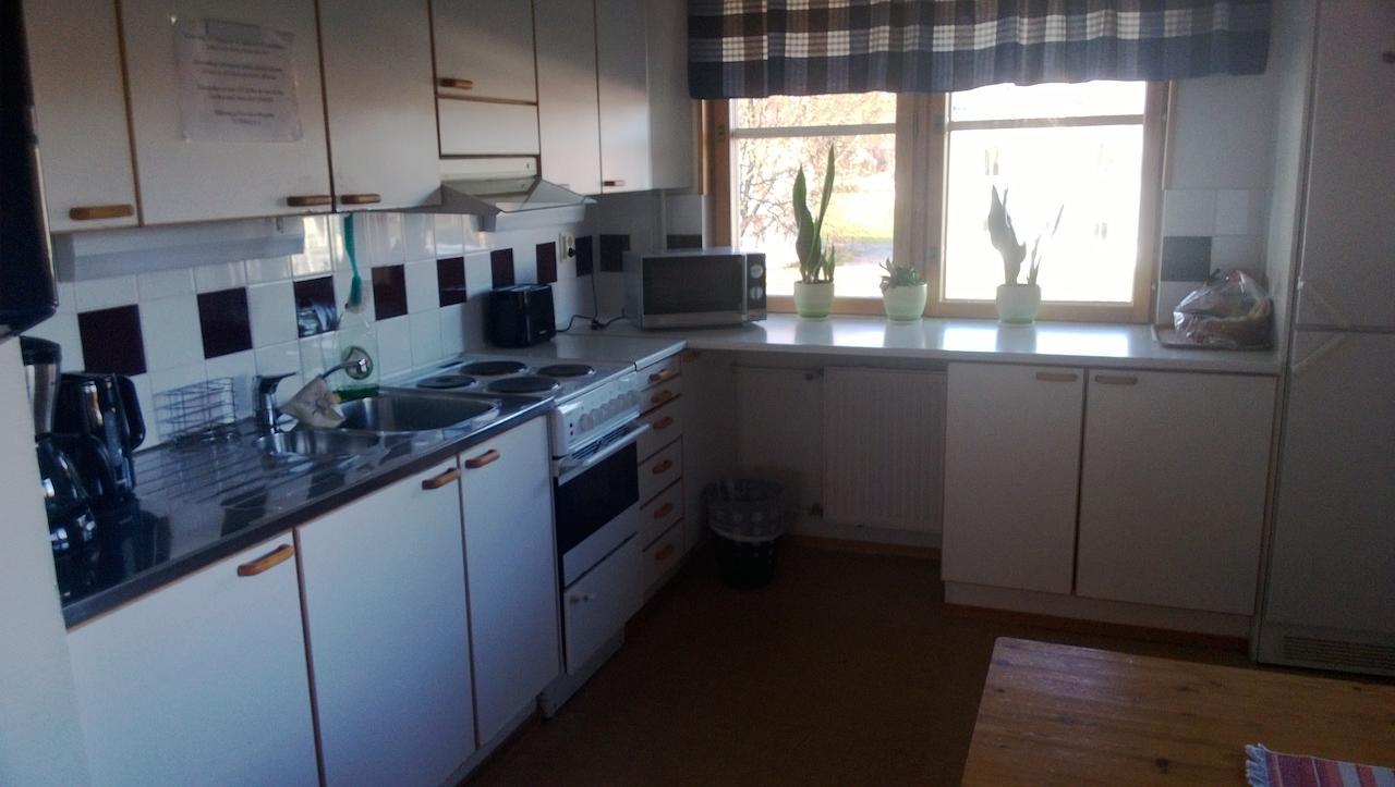 Juthbacka Hotell Uusikaarlepyy Buitenkant foto